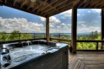 Sky`s The Limit - Hot Tub